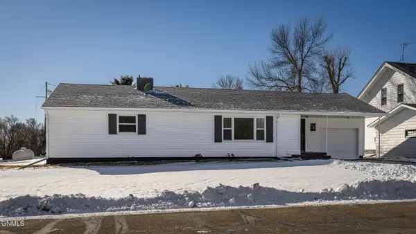 804 2nd Street S, Strasburg, ND 58573