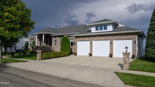 700 Aspen Avenue, Bismarck, ND 58503