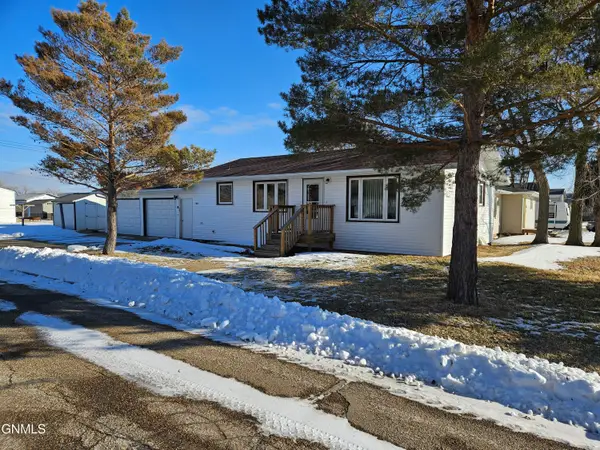 1001 North Avenue, Hebron, ND 58638