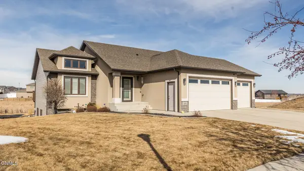 508 Granite Drive, Bismarck, ND 58503