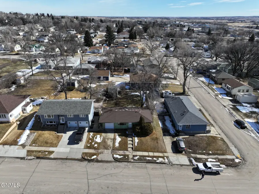 507 22nd Street, Bismarck, ND 58501 - #2