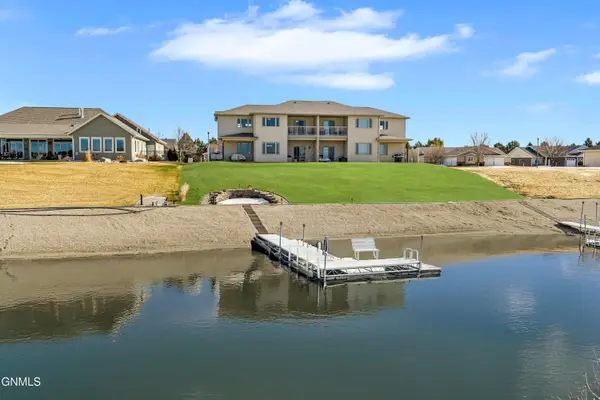 3708 Downing Street, Bismarck, ND 58504