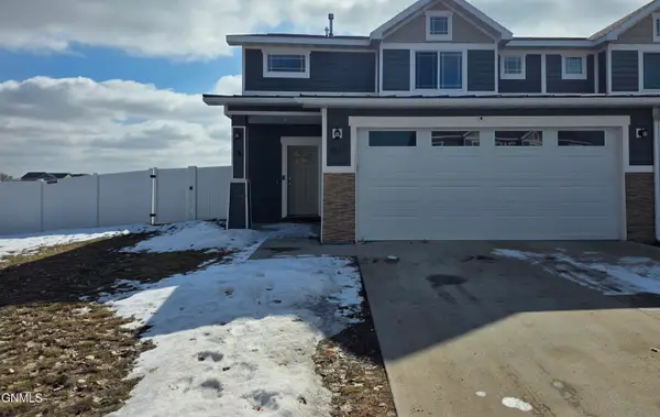 3517 9th Avenue Ne, Watford City, ND 58854