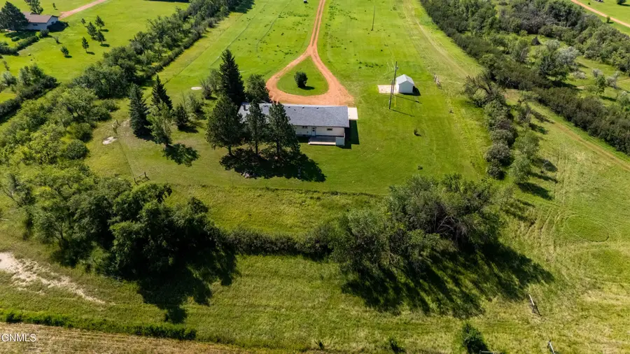 12811 30th Street Sw, Belfield, ND 58622 - #3