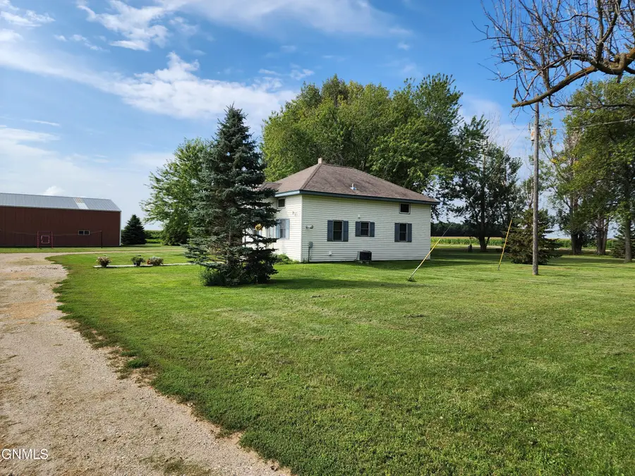 10808 94th Street Se, Oakes, ND 58474 - #2
