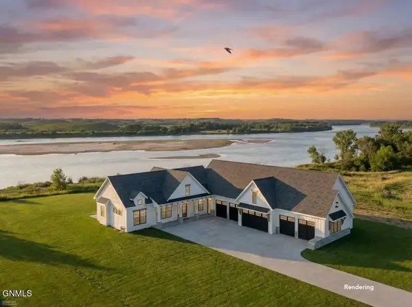 6224 Misty Waters Drive, Bismarck, ND 58503