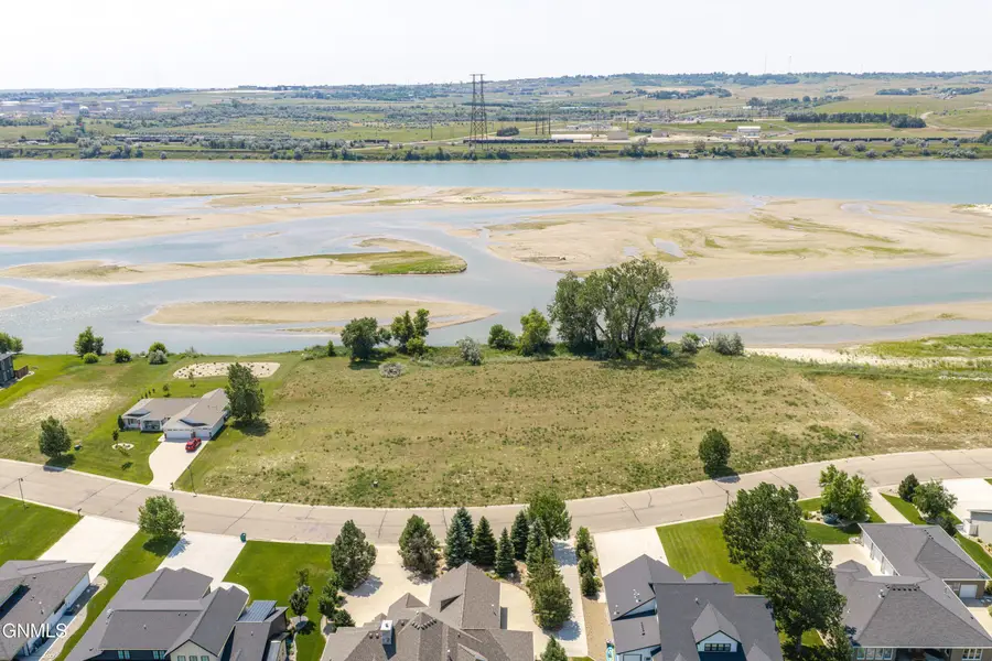 5924 Misty Waters Drive, Bismarck, ND 58503 - #3