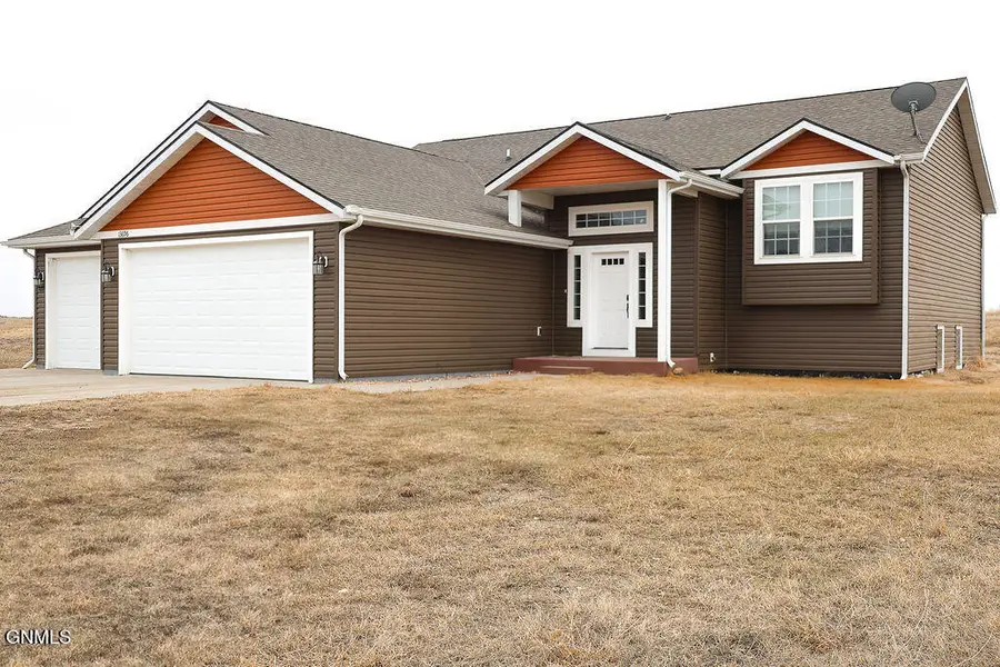 13696 Redwood Way Nw, Williston, ND 58801 - #2