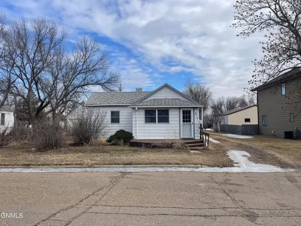 217 S Adams Street, Plentywood, MT 59254