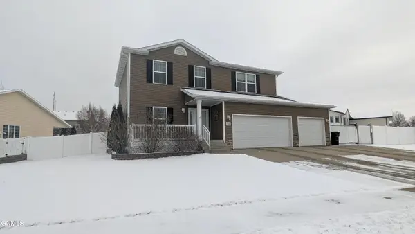 624 Brome Avenue, Bismarck, ND 58503