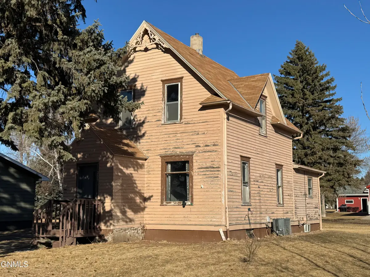209 2nd Ne, Lamoure, ND 58458 - #1