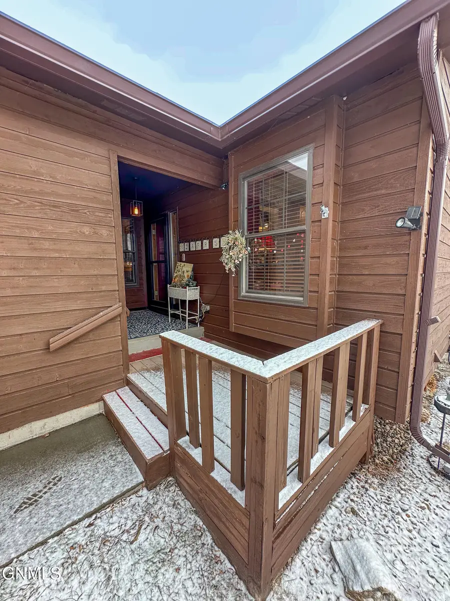 453 Brandon Drive, Bismarck, ND 58503 - #2