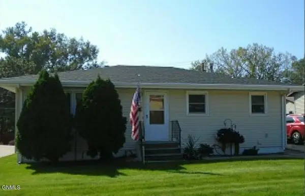 1403 Sunset Drive, Mandan, ND 58554