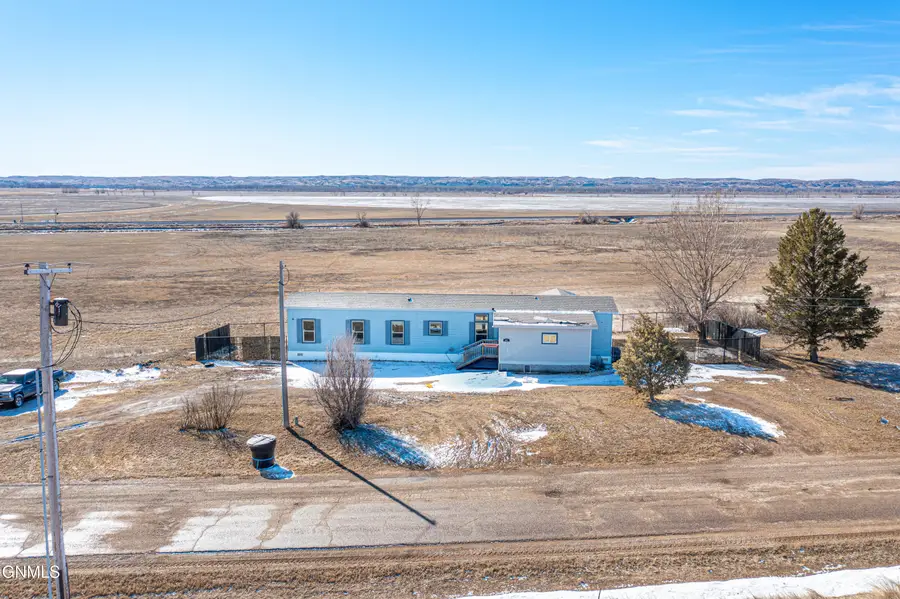 803 1st Street W, Culbertson, MT 59218 - #2