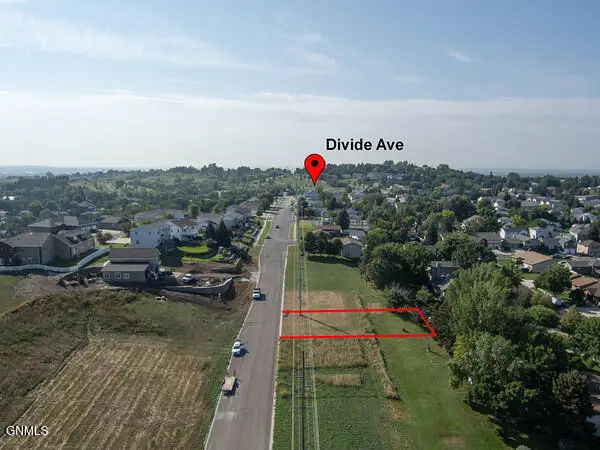 1926 N 26th Street, Bismarck, ND 58501 - #2