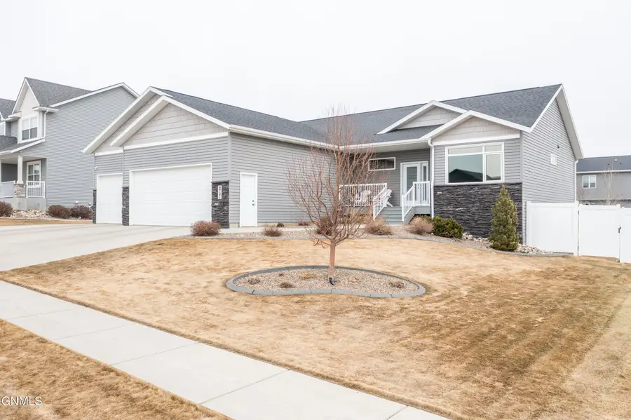 4721 Kites Lane, Bismarck, ND 58503 - #2