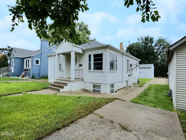 1015 N 9th Street, Bismarck, ND 58501