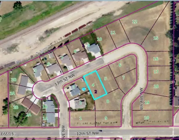 447 13th Street Nw, Valley City, ND 58072