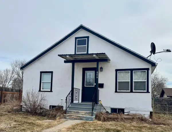 606 8th Avenue W, Williston, ND 58801