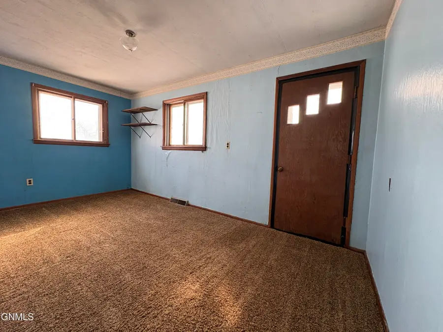 310 Horseshoe Drive, Fullerton, ND 58441 - #3