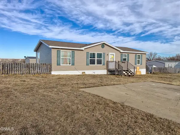 3816 22nd Avenue W, Williston, ND 58801