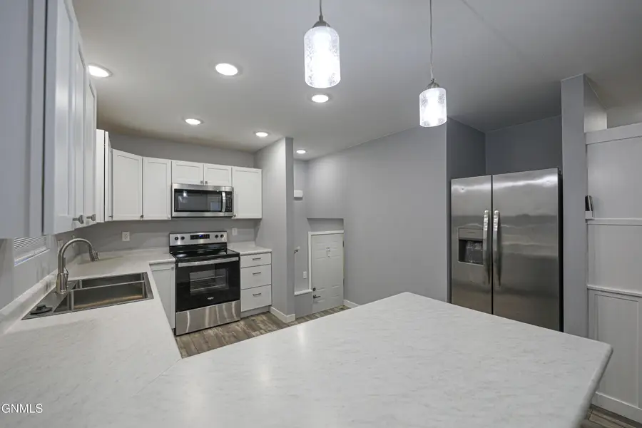 1000 N 9th Street, Bismarck, ND 58501 - #3