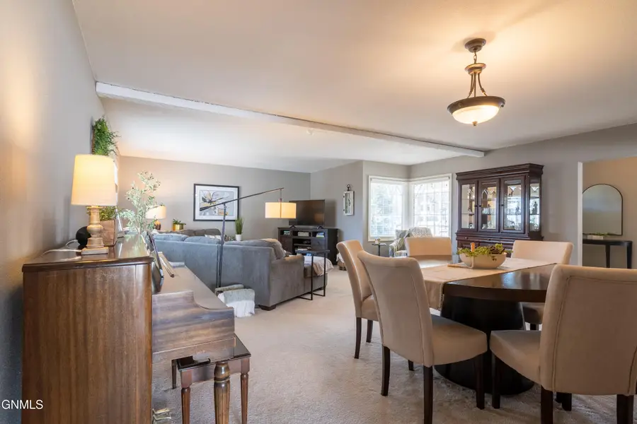 872 6th Avenue Ne, Valley City, ND 58072 - #2