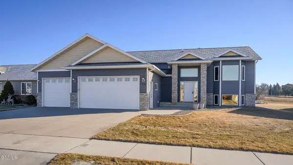 1904 Ridge Drive Se, Mandan, ND 58554