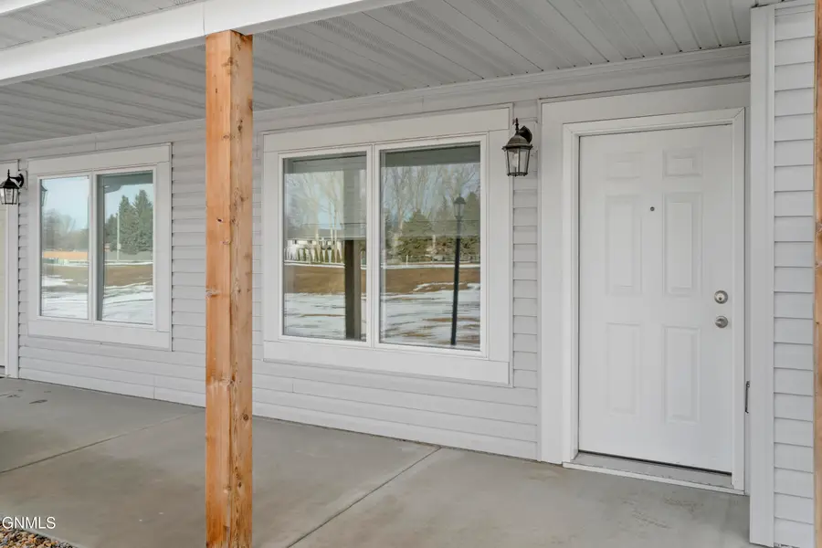 3312 Kenner Loop, Bismarck, ND 58504 - #2