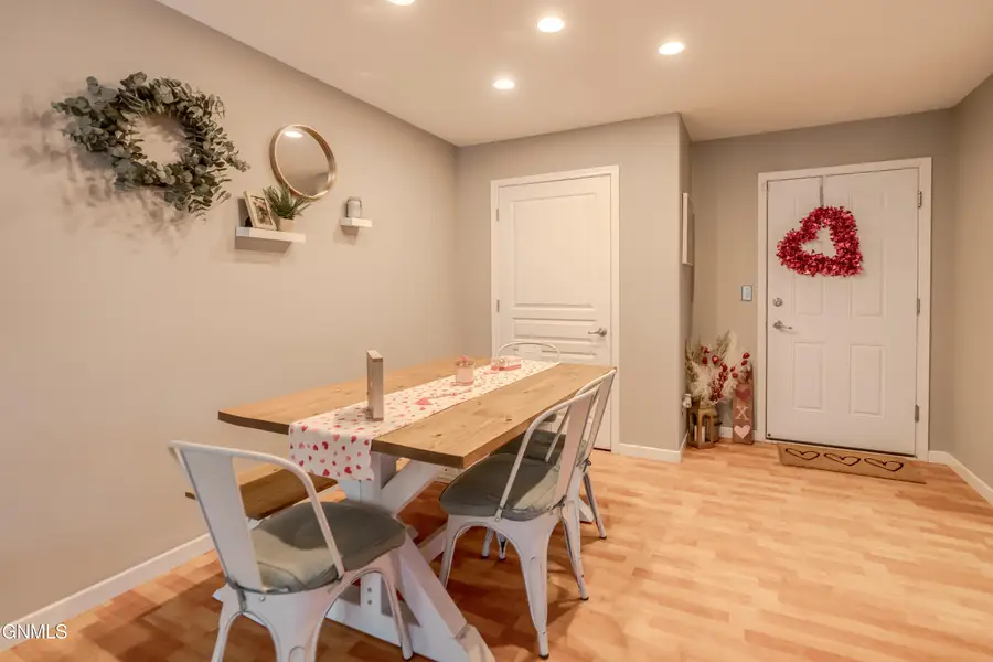 4500 Sundancer Loop Se #2, Mandan, ND 58554 - #3