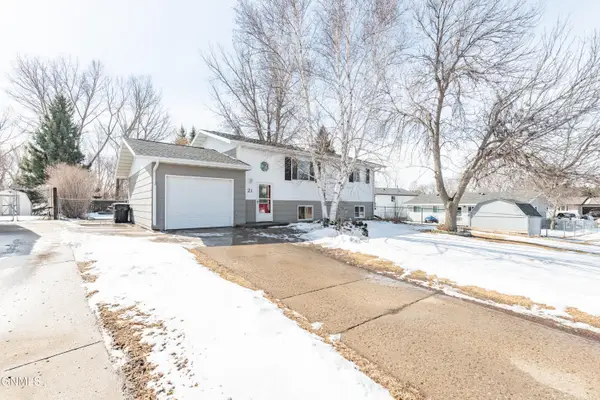 21 Eckleson Road, Lincoln, ND 58504