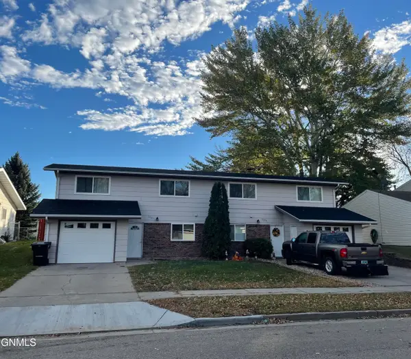 2425-2427 7th Street N, Bismarck, ND 58503