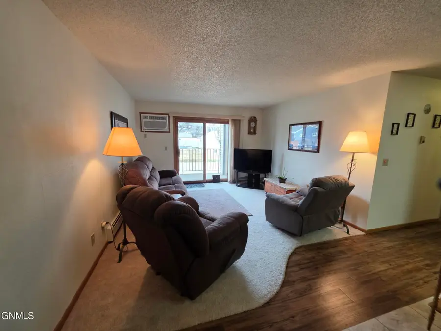 1120 12th Street N #16, Bismarck, ND 58501 - #3