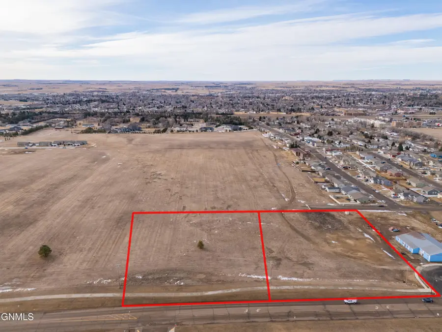 000 21st Street E, Dickinson, ND 58601 - #3
