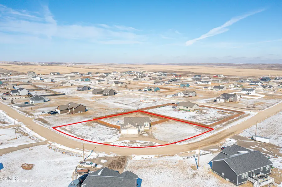 13657 Redwood Way Nw, Williston, ND 58801 - #2