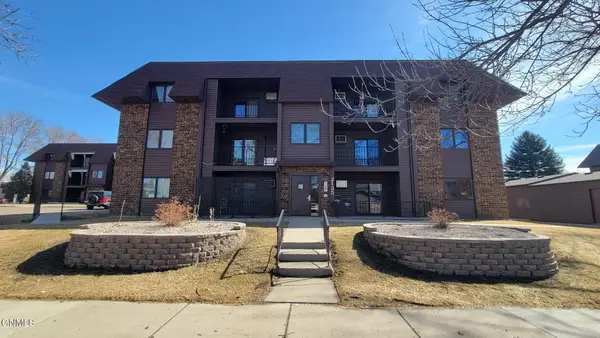 2135 Washington Street N #5, Bismarck, ND 58501