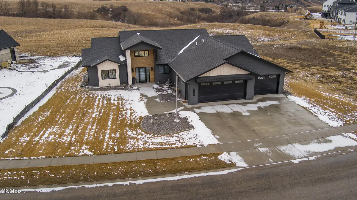 3707 Cogburn Road, Bismarck, ND 58503 - #1