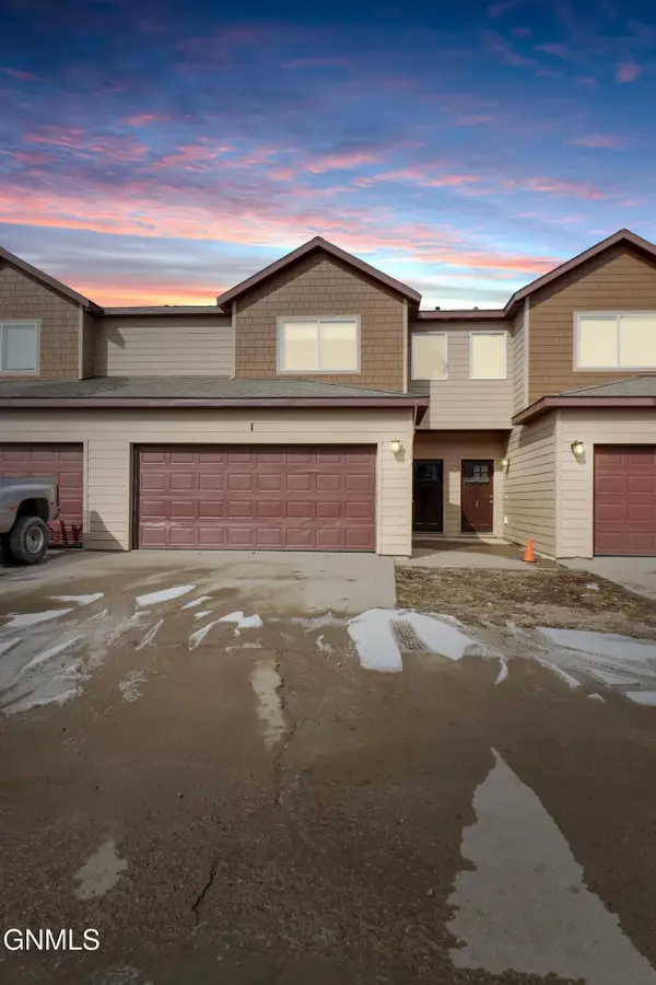 5809 Victoria Avenue #Unit I, Williston, ND 58801