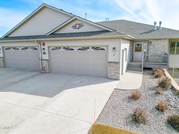 1501 35th Street #1, Bismarck, ND 58501