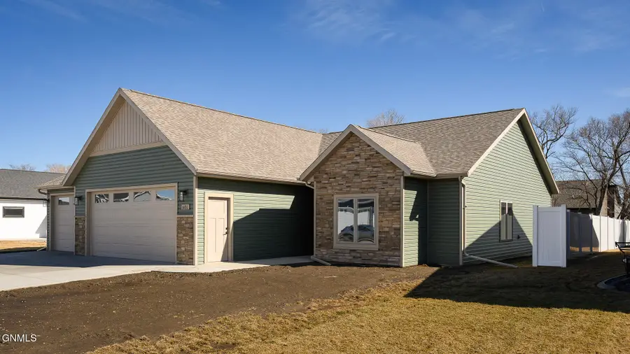 601 Mehrer Drive, Bismarck, ND 58504 - #2