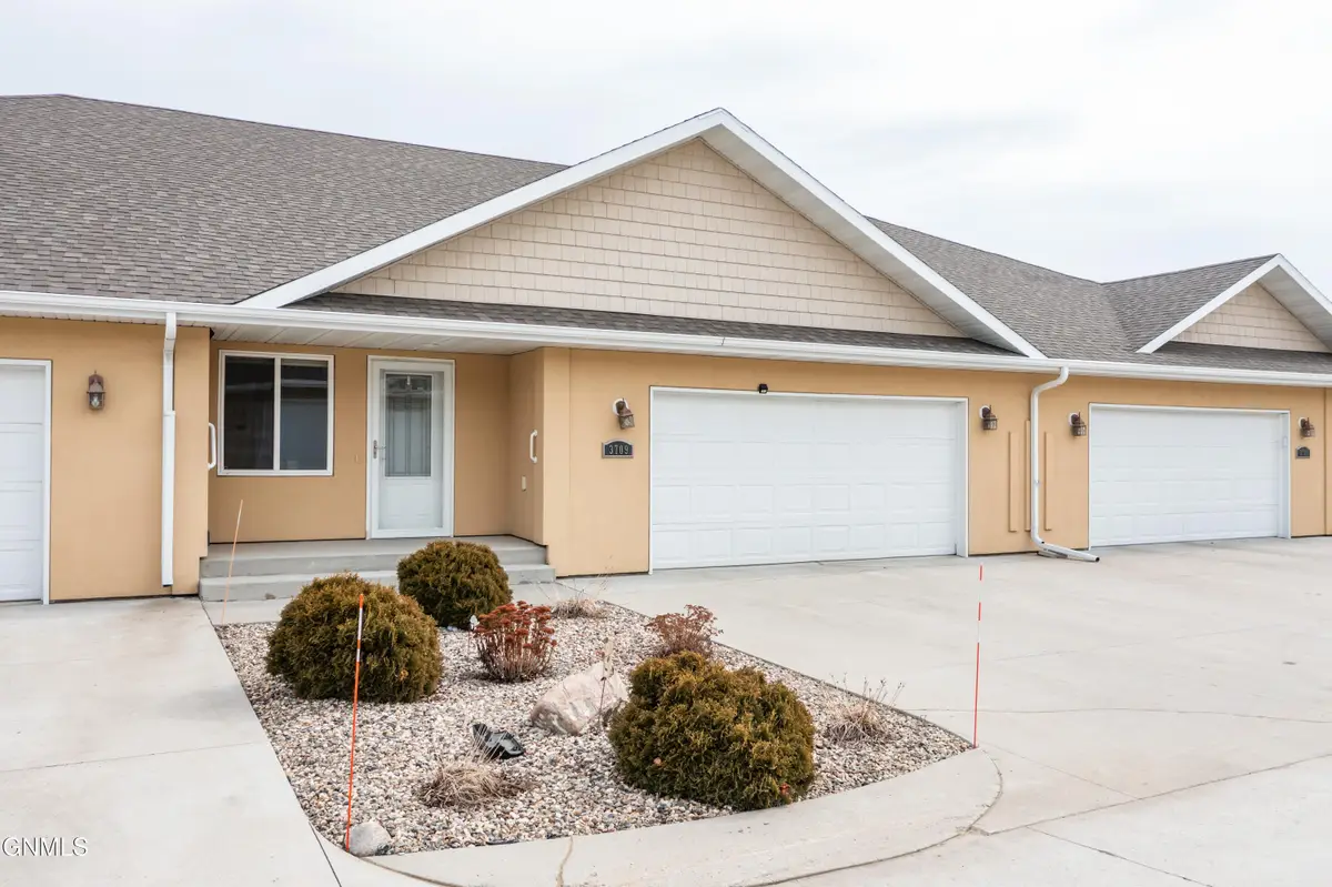 3709 Calgary Court, Bismarck, ND 58503 - #1