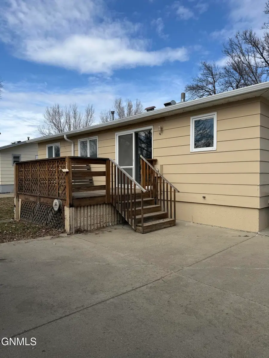 719 Albany Drive, Bismarck, ND 58504 - #2