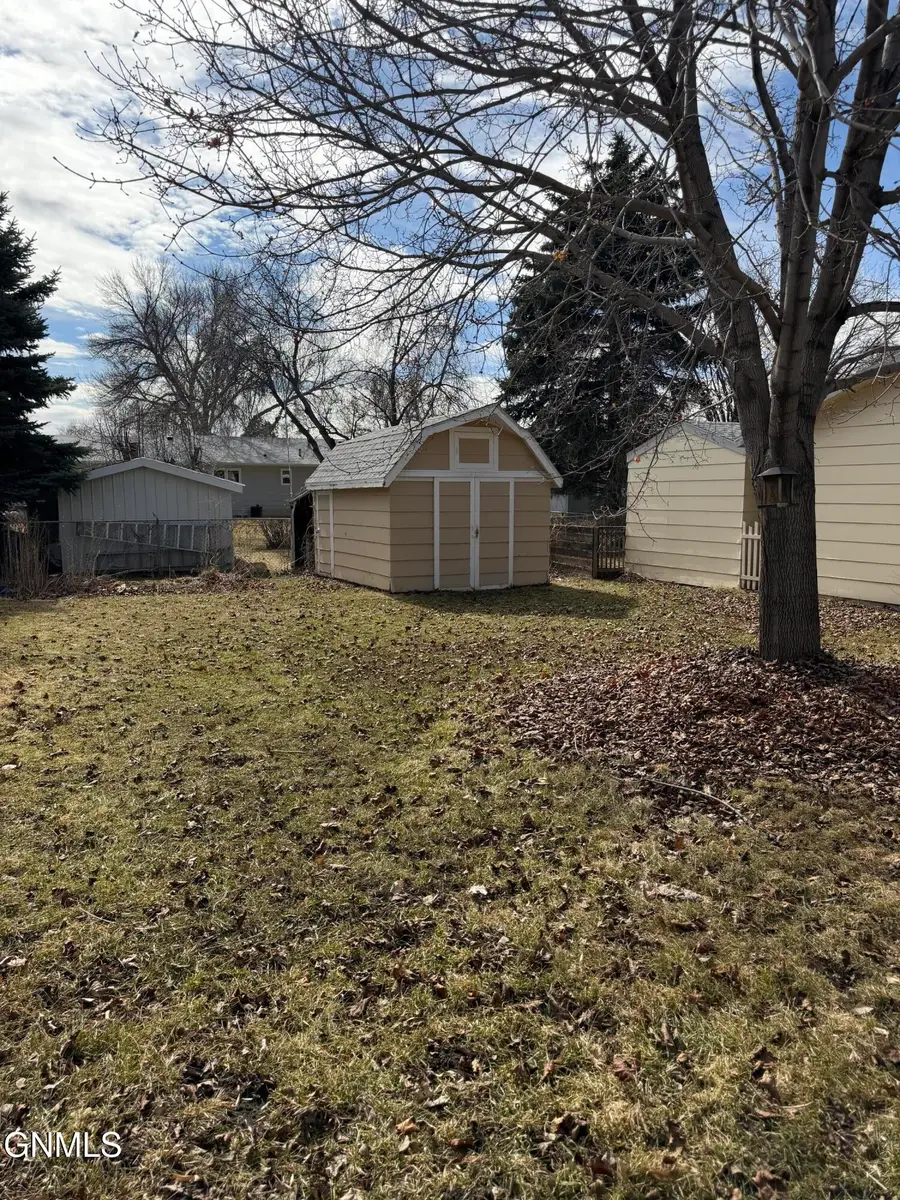 719 Albany Drive, Bismarck, ND 58504 - #3