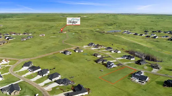 3215 Link Drive, Bismarck, ND 58503