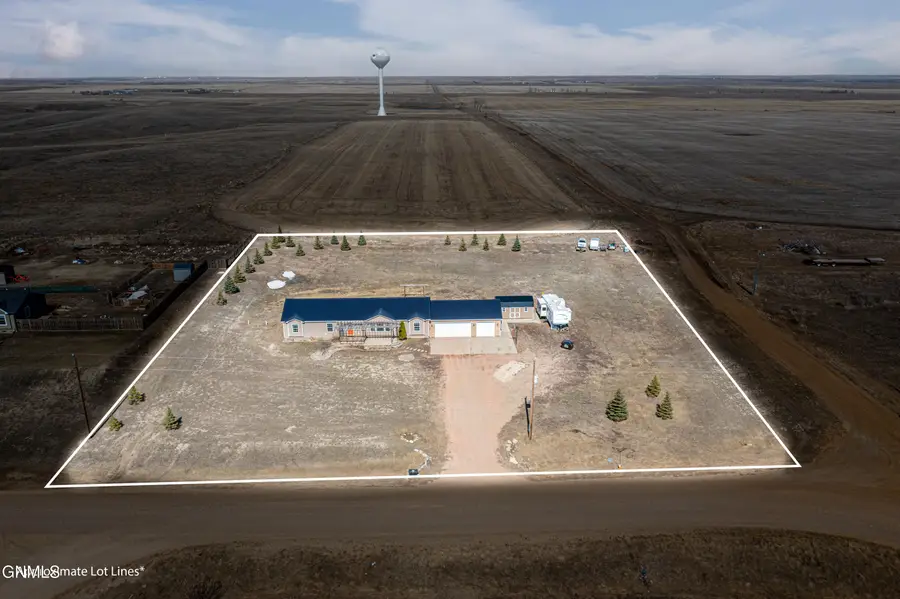 14903 Cochise Street, Williston, ND 58801 - #2