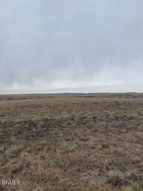 124 Labrador Drive, Mandan, ND 58554 - #2