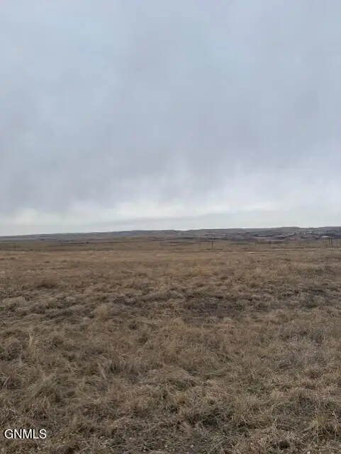 224 Labrador Drive, Mandan, ND 58554