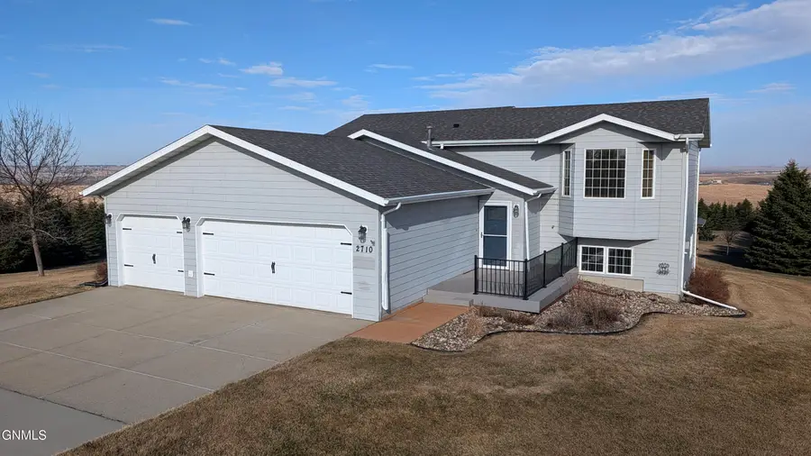 2710 Big Sky Circle, Bismarck, ND 58503 - #2