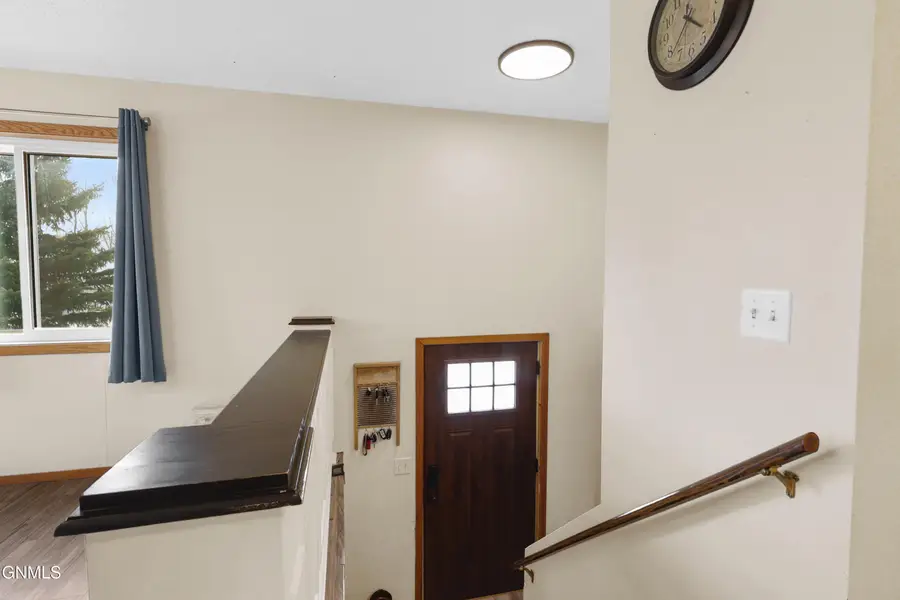 1109 Custer Drive, Washburn, ND 58577 - #3