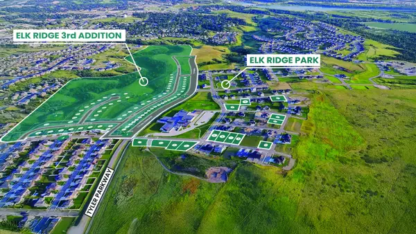 4511 Elk Ridge Drive, Bismarck, ND 58503